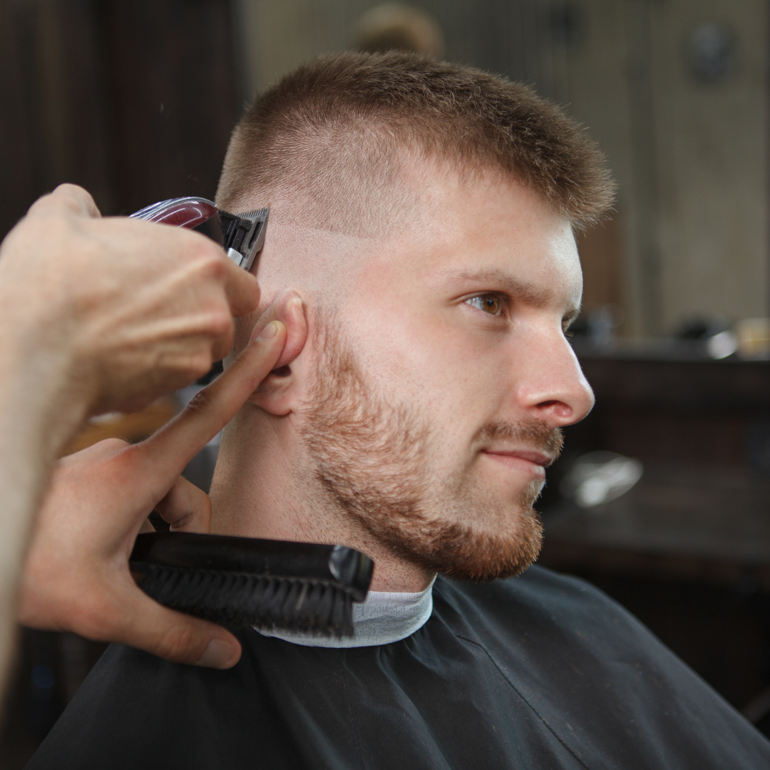 hårklipp og hode barbering